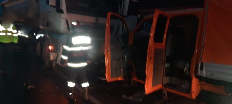 FOTO Accident cu patru răniți produs la Câmpulung Moldovenesc