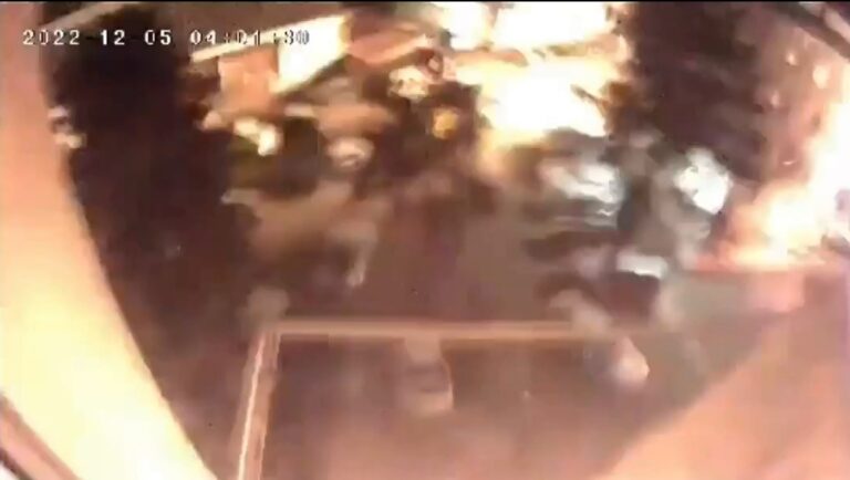 VIDEO Momentul exploziei de la blocul din Burdujeni soldată cu moartea unui bărbat