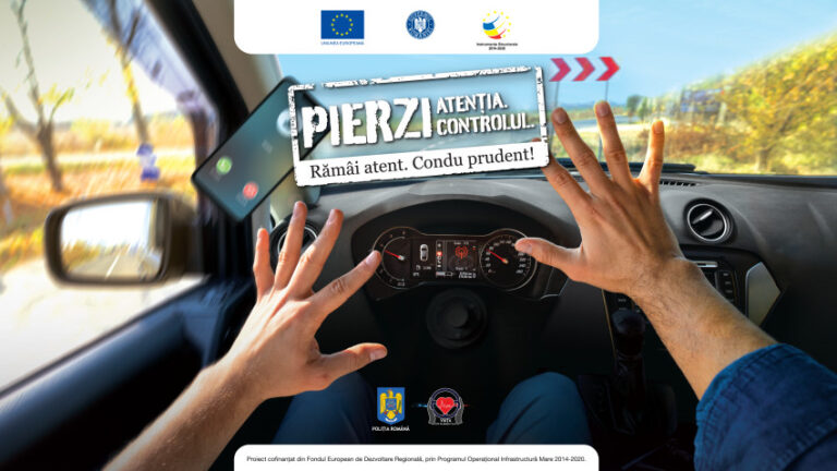 Polițiștii le atrag atenția șoferilor să nu folosească telefoanele mobile în timpul condusului