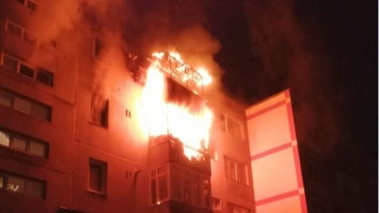 Un bărbat a murit ars de viu în apartamentul său cuprins de flăcări din cartierul sucevean Burdujeni