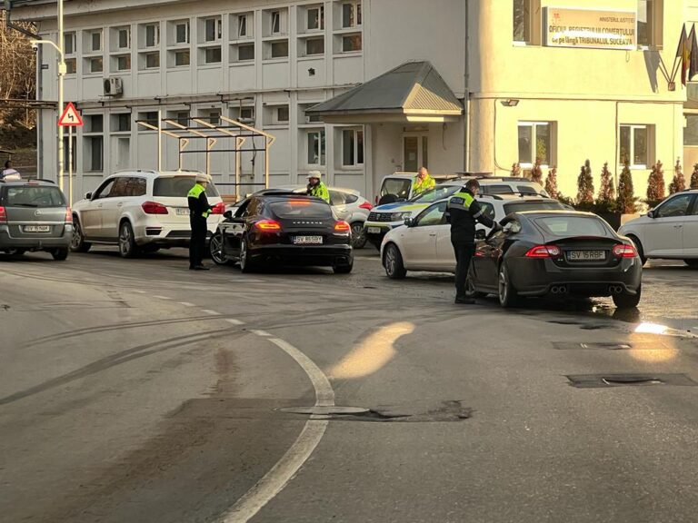 65 de șoferi au rămas pietoni în weekend după ce polițiștii rutieri suceveni au organizat o acțiune în urma căreia au aplicat amenzi în valoare de peste 275.000 de lei