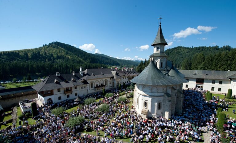 „Ținutul Mănăstirilor din Bucovina” este nominalizat la „Destinația anului 2023″ la categoria „Tărâmuri cu istorie și tradiție”