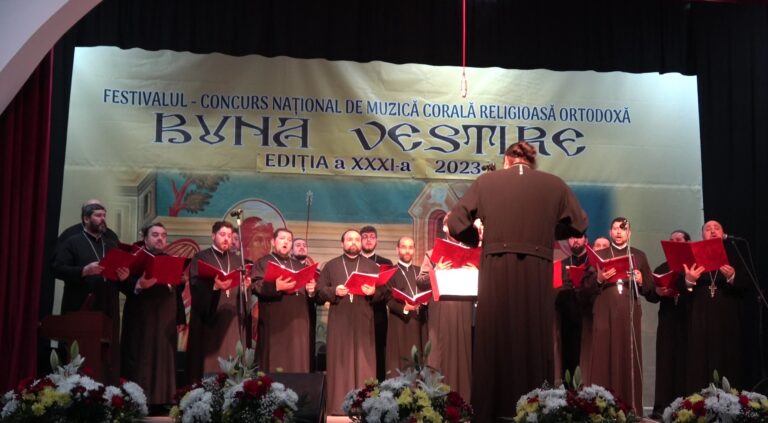 FOTO Cea de-a XXXI-a ediție a Festivalului Concurs Național de Muzică Corală Religioasă Ortodoxă „Buna Vestire” de la Fundu Moldovei a fost câștigată de corul „Ștefan Nosievici” din Suceava: „Acest eveniment a devenit tradiție prin implicarea unor oameni inimoși”