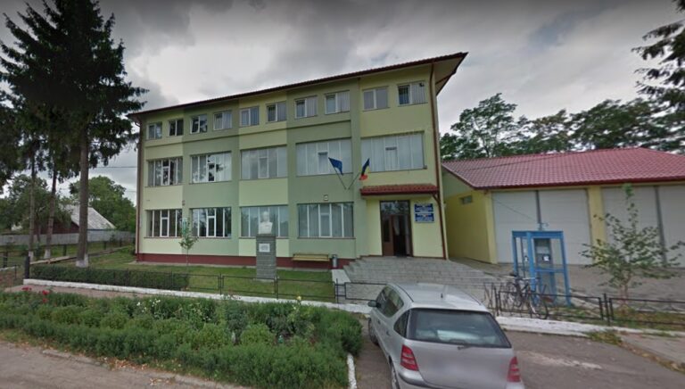 Fostul primar de la Siminicea a fost trimis în judecată după ce a sprijinit un fermier să obțină ilegal subvenții de la APIA în valoare de aproape 650.000 de lei