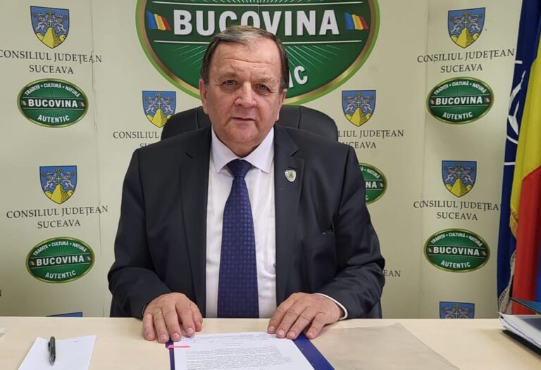 Gheorghe Flutur a semnat autorizația pentru reabilitarea și extinderea rețelelor de apă și canalizare din Rădăuți, un proiect în valoare de aproape 60 de milioane de lei