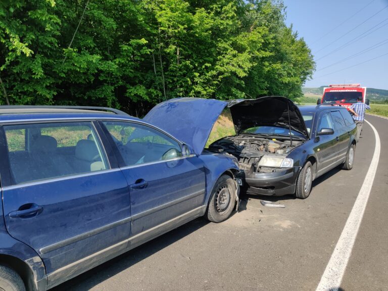 FOTO Doi adulți și un minor au fost răniți într-un accident produs la Adâncata