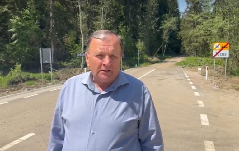 FOTO Drumul Grădinița – Coșna a fost modernizat în urma unei investiții în valoare de peste 6 milioane de euro: „Acest drum va pune în valoare, atât turistic cât și economic, toată Țara Dornelor”