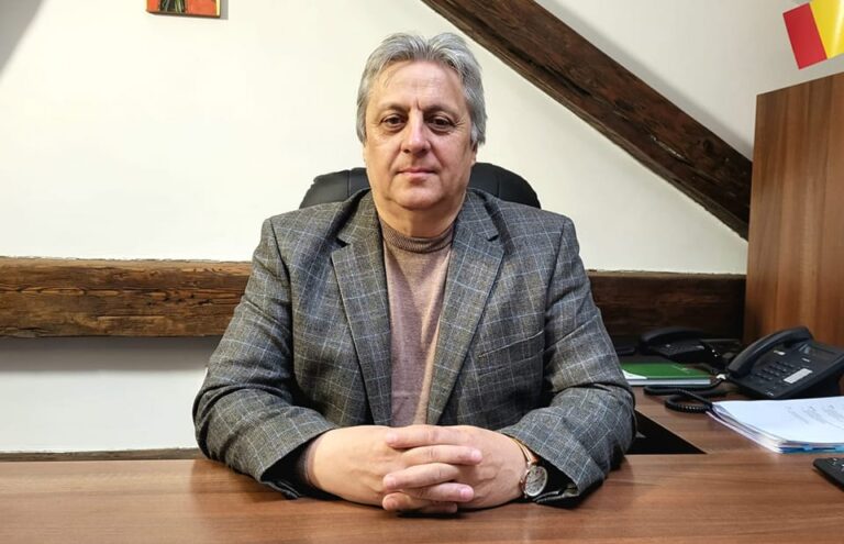 Replica lui Vasile Tofan la adresa atacului lansat de deputatul George Șoldan la adresa lui Gheorghe Flutur: „Vă sugerez că e mai bine să vă documentați înainte să ieșiți cu informații cu care să vă faceți de râs”