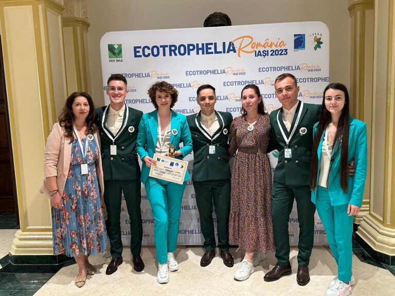 FOTO Studenții suceveni au obținut premiul Food Taste Award la competiția națională Ecotrophelia