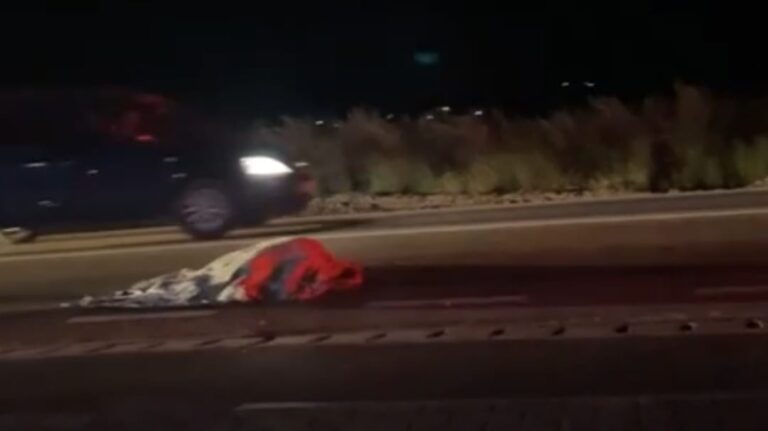 FOTO Un TIR-ist turc a fost lovit mortal de o mașină în fața benzinăriei Lukoil din Grănicești