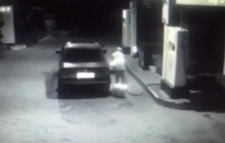 Un botoșănean și-a făcut plinul la mașină într-un peco din Siret, după care a încercat să se facă nevăzut