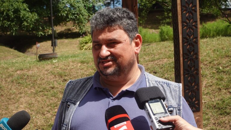 Replica directorului Muzeului Național al Bucovinei, Emil Ursu, la atacul lansat la adresa lui de ÎPS Calinic: „România are astăzi patru cazinouri istorice: la Constanța, Sinaia, Băile Herculane și, singurul restaurat integral, la Vatra Dornei”