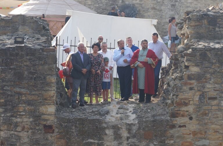 FOTO Festivalul de Artă Medievală „Ștefan cel Mare” de la Suceava și-a deschis oficial porțile: „Suceava devine un fenomen”