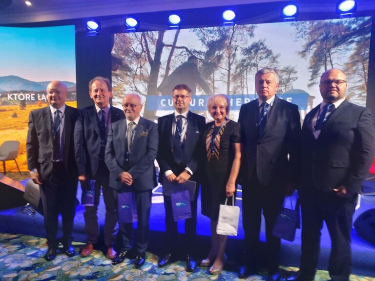 USV a fost reprezentată la Conferința internațională „Europa Carpaților” de prorectorul Ștefan Purici