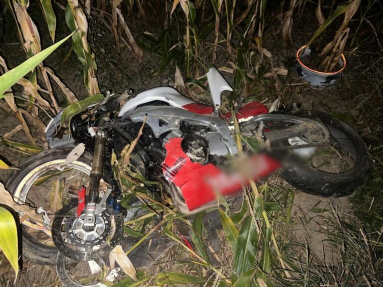 VIDEO FOTO Un băiat care urma să împlinească mâine 18 ani a murit în cumplitul accident rutier de la Dumbrăveni. O fată de 17 ani se zbate între viață și moarte la Spitalul Clinic Județean Suceava