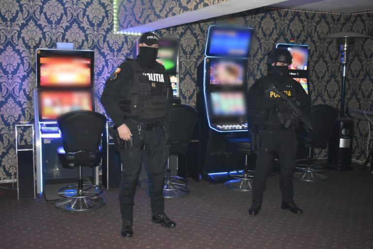 59 de permise reținute, 26 de certificate de înmatriculare retrase și amenzi în valoare de peste 250.000 de lei date de polițiștii suceveni în cadrul acțiunii Blocada din acest weekend