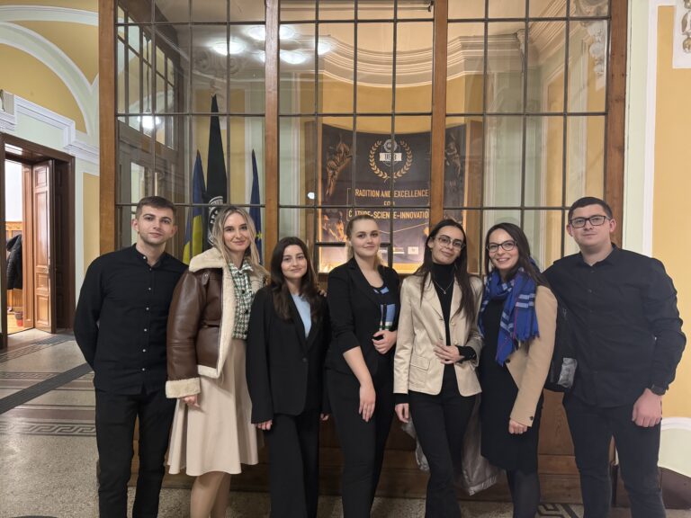 FOTO Studenții de la USV au obținut rezultate deosebite la concursul studențesc „România fără dosar”