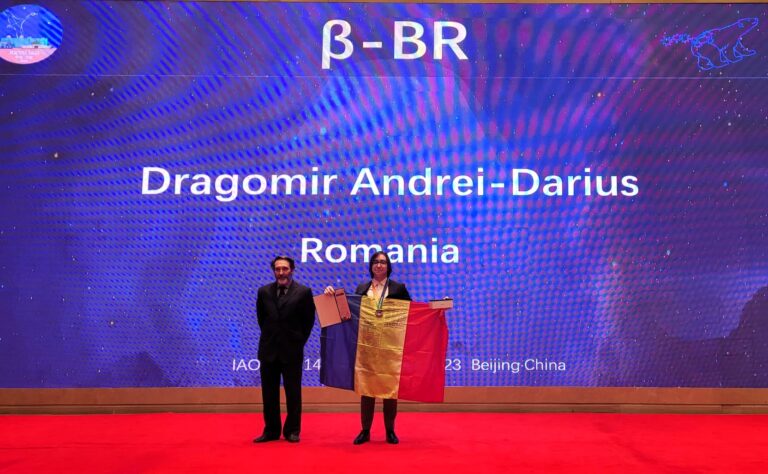 FOTO România s-a întors cu tolba plină de la Olimpiada Internațională de Astronomie de la Beijing – China