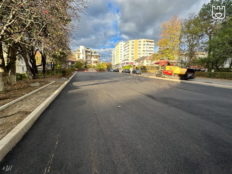 FOTO Parcarea de la Belvedere a fost reabilitată