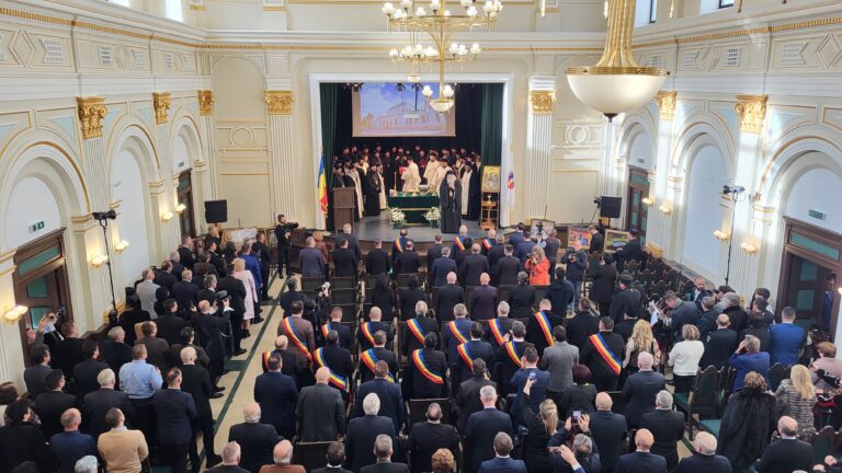 FOTO Cazinoul Băilor din Vatra Dornei a fost redeschis de Ziua Bucovinei