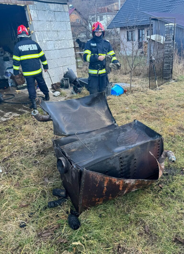 FOTO Un bărbat din Vama a murit după ce i-a explodat în față centrala termică improvizată din gospodăria surorii sale