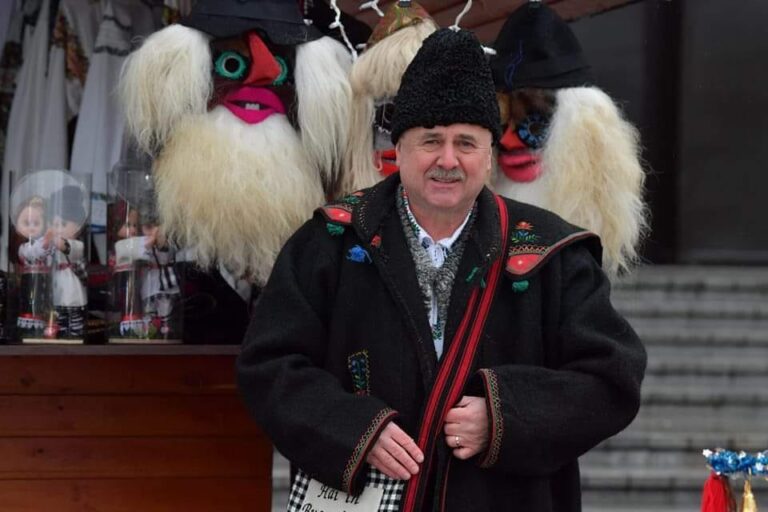 Niculai Barbă îi invită pe suceveni și pe turiști la Festivalul Internațional al Obiceiurilor de Iarnă: „Peste 30 de grupuri de urători, cu mascați, cu jocul căiuților, urșilor, caprelor, din toate vetrele etnofolclorice ale județului Suceava, vor susține un regal al autenticului”