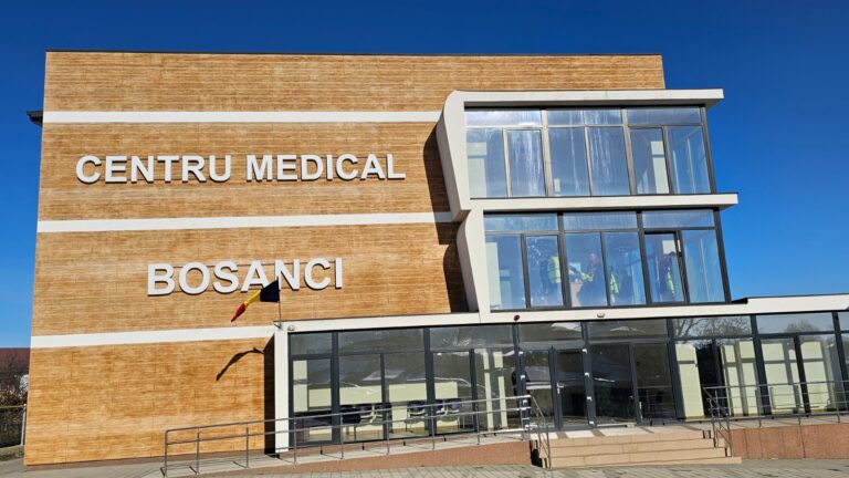 FOTO Un centru medical ultramodern a fost inaugurat la Bosanci: „Intenția și datoria noastră este de a asigura servicii medicale de bună calitate, tuturor cetățenilor comunei Bosanci”
