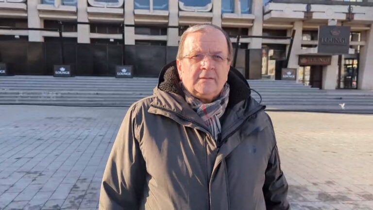 VIDEO PNL Suceava organizează un miting pe esplanada Casei de Cultură din Suceava: „Vă așteptăm să manifestăm pentru normalitate și echilibru împotriva extremismului”