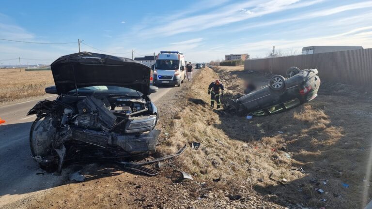 FOTO Doi minori au fost răniți într-un accident produs la Frătăuții Vechi