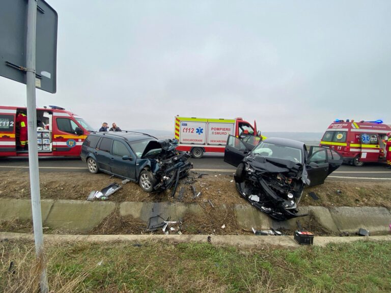 FOTO Patru persoane au fost rănite într-un accident produs la ieșire din Suceava spre Rădăuți