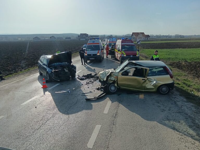 FOTO Patru persoane au fost rănite într-un accident produs la Milișăuți