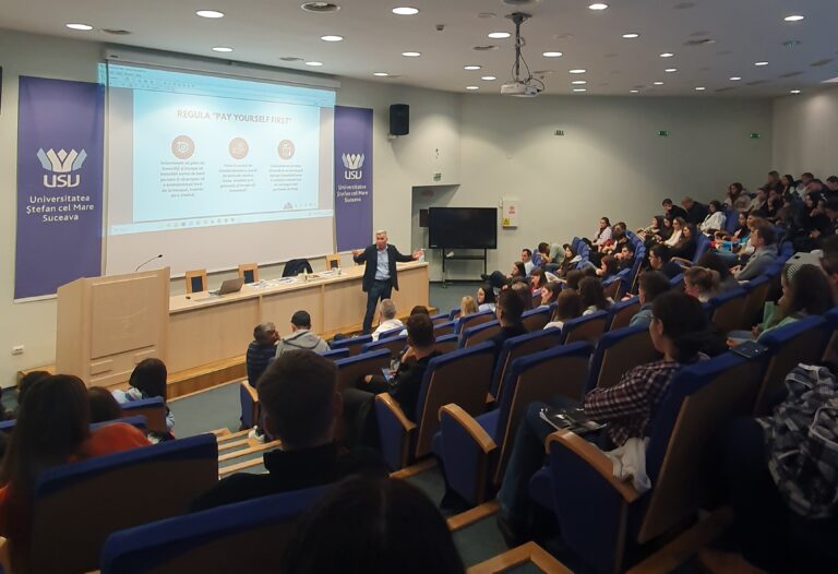 FOTO Seminar organizat de Facultatea de Economie, Administraţie și Afaceri (FEAA) și Autoritatea de Supraveghere Financiară (ASF)