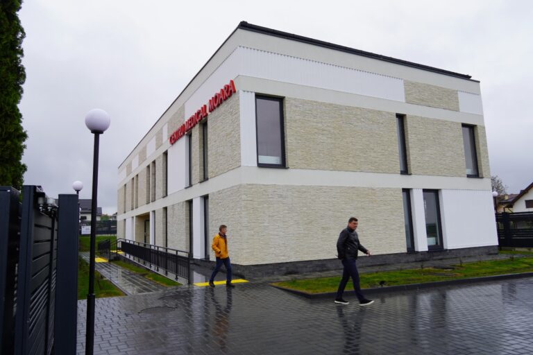 FOTO Un Centru Medical modern, dotat la standarde europene, a fost inaugurat la Moara: „Trebuie să demonstrăm că Moara este o comună europeană”