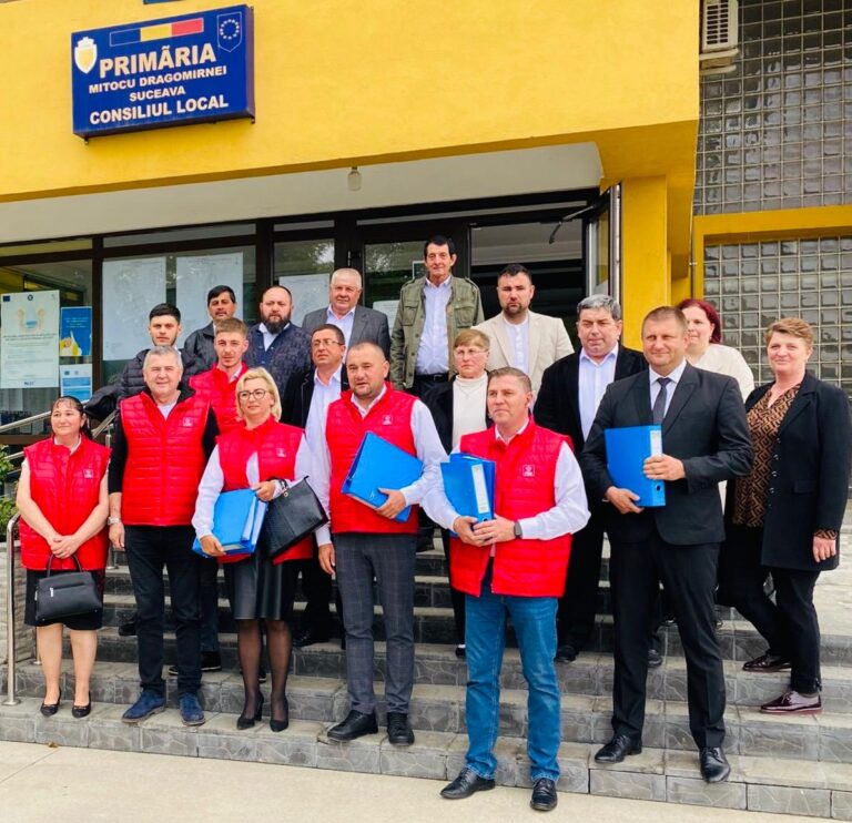 FOTO Radu Reziuc și-a depus candidatura pentru un nou mandat de primar al comunei Mitocu Dragomirnei: „Este timpul să ne unim și să valorificăm potențialul imens al comunei Mitocu Dragomirnei”