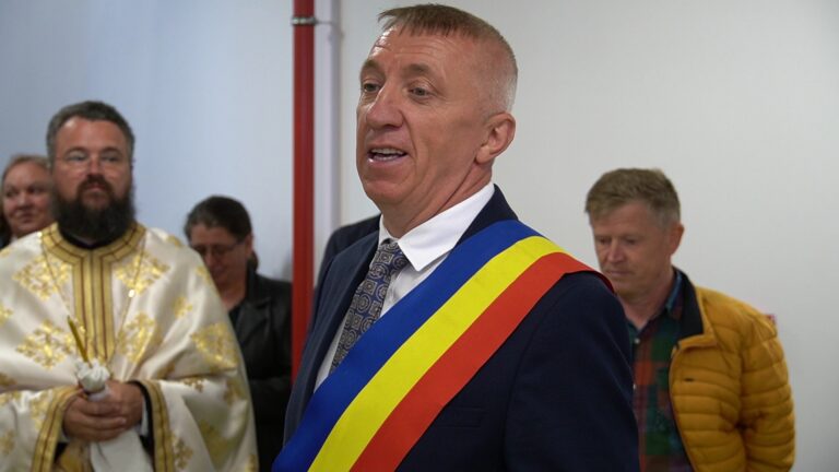 Eduard Dziminschi, primarul comunei Moara, la un an de la realegere: „Construim împreună o comună modernă, curată și bine administrată”