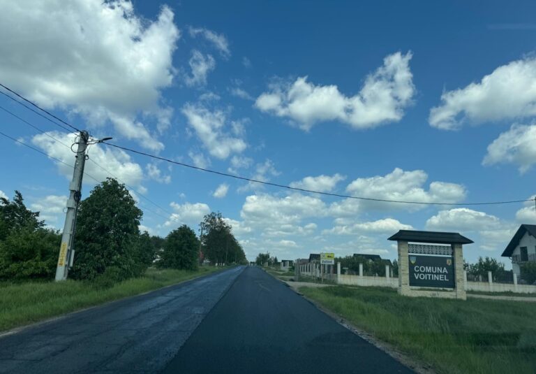 FOTO Gheorghe Flutur a anunțat modernizarea drumului Marginea – Horodnic de Sus – Voitinel: „Suceava este un județ circulat de foarte multe mașini, un județ turistic, care are nevoie de promptitudine în repararea șoselelor”