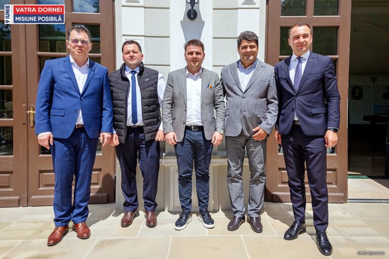 FOTO Gheorghe Apetrii, candidatul PSD la funcția de primar al municipiului Vatra Dornei: „Din postura de viitor primar, mă angajez să vin în sprijinul antreprenorilor, să colaborez îndeaproape cu ei și să țin cont de părerile lor”