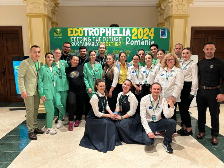 FOTO Studenții FIA, premiați la etapa națională a concursului Ecotrophelia