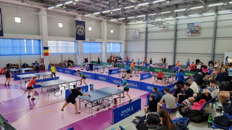 FOTO Cupa Sucevei la tenis de masă va avea loc în acest weekend în sala de sport a Colegiului Național „Ștefan cel Mare”
