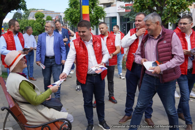 FOTO Gheorghe Șoldan a fost alături de primarul Cătălin Coman în mijlocul fălticenenilor: „Nevoia de o variantă ocolitoare pentru Fălticeni este evidentă și face parte din planurile noastre”
