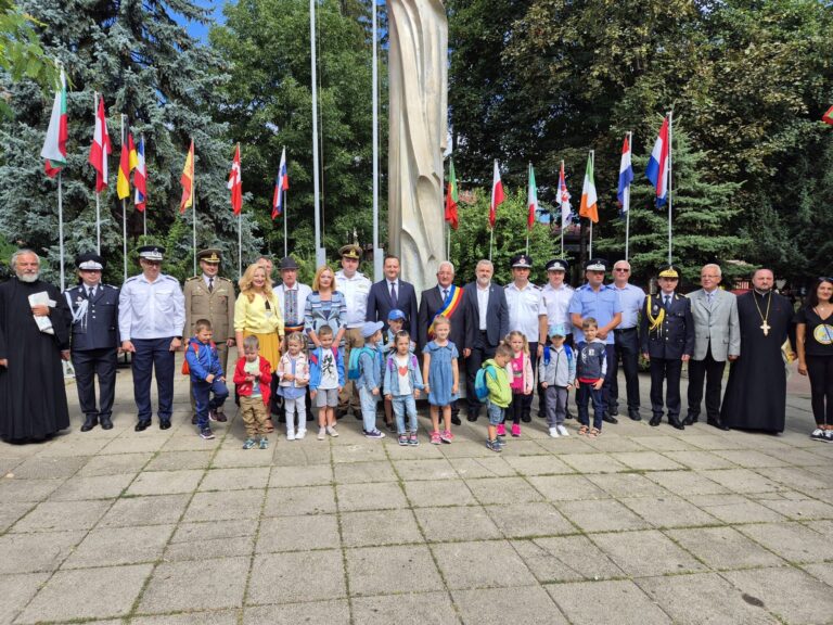 FOTO Mesajul senatorului George Mîndruță de Ziua Imnului Național: „Celebrăm nu doar încărcătura versurilor, ci și o parte esențială a identității noastre naționale, alături de drapelul tricolor, stema ţării şi sigiliul statului”