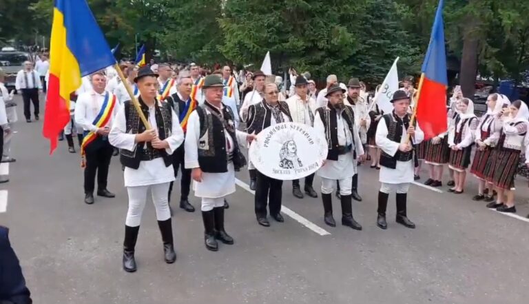 FOTO Putna a sărbătorit exemplar Ziua Comunei și ziua comemorării Sfântului Voievod Ștefan cel Mare
