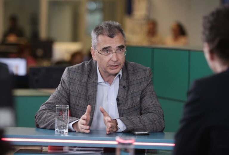 Petrișor Peiu: „Este propunerea lui Simion atât de radicală și de greu de conceput?”