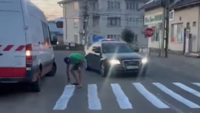 Un individ beat din Arbore s-a ales cu un dosar penal după ce a trasat de capul lui o trecere pentru pietoni, pe un drum județean din localitate