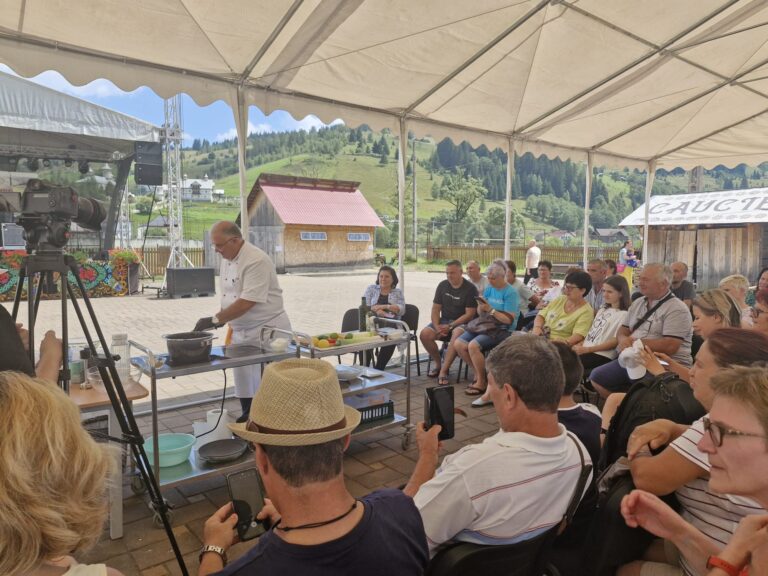 FOTO Festivalul Național al Păstrăvului a ajuns la cea de-a XX-a ediție
