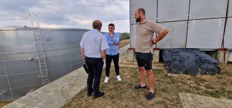 FOTO Gheorghe Șoldan: „La Botoșana, apa vine «cu țârâita» și au fost zile când nu a curs deloc la robinetele oamenilor”