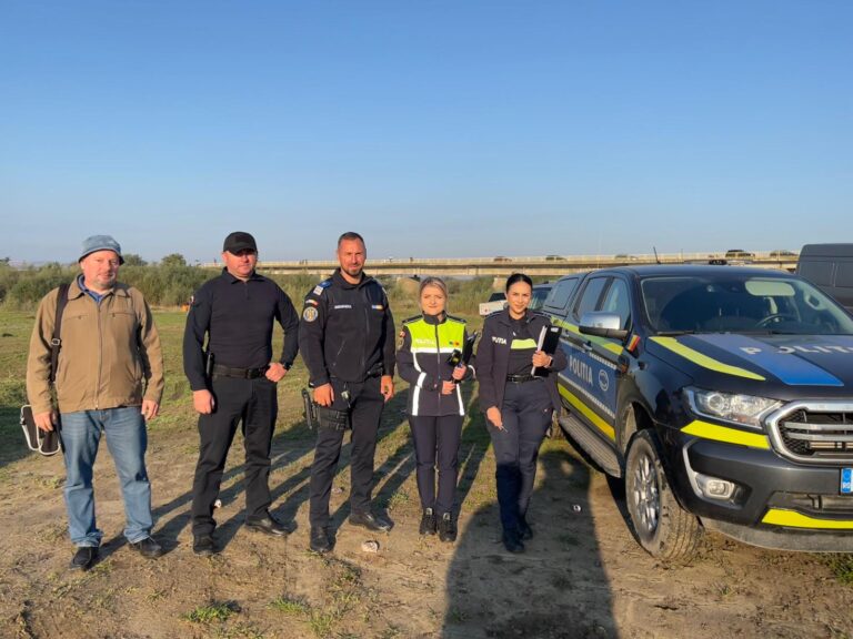 FOTO Amenzi de peste 16.000 de lei date de polițiștii suceveni în urma unei razii făcute în Piața de la Verești