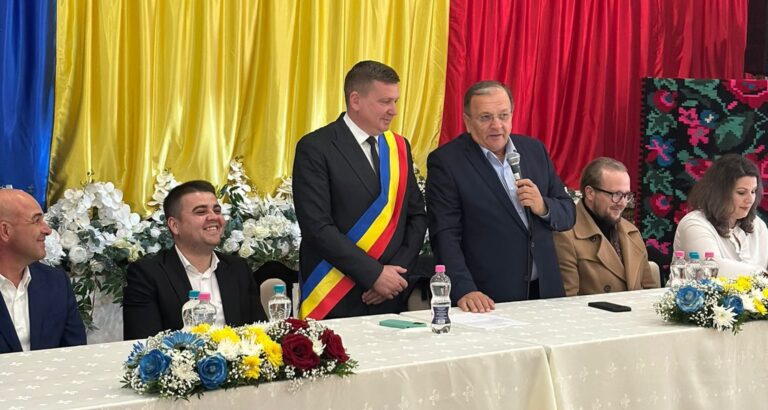 Ionuț Andreica a depus jurământul pentru cel de-al doilea mandat de primar al comunei Râșca în prezența lui Gheorghe Șoldan și a lui Gheorghe Flutur