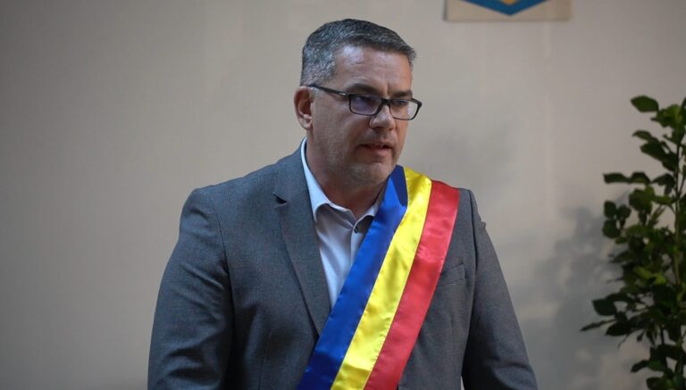 Cătălin Sanduleac a depus jurământul pentru cel de-al cincilea mandat al comunei Șerbăuți: „Împreună putem continua să aducem progresul în Șerbăuți”