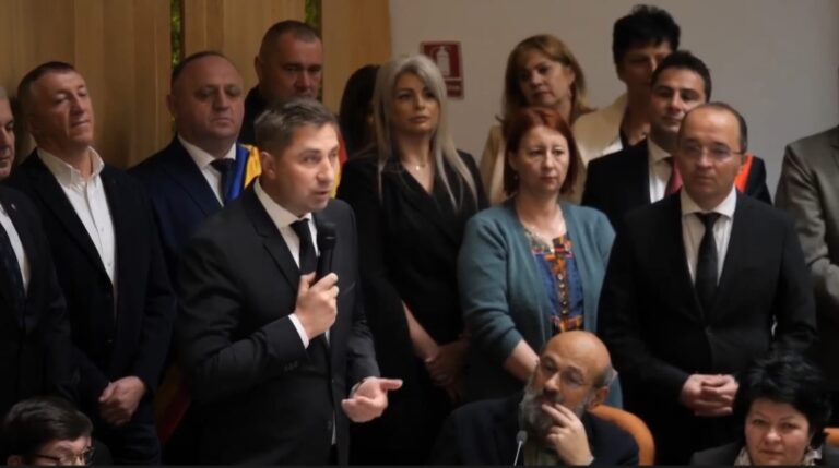 Ionel Vasiliu, liderul AUR Suceava, către premierul Marcel Ciolacu: „Noi, moldovenii, suntem oameni pașnici, suntem oameni gospodari și iertători”